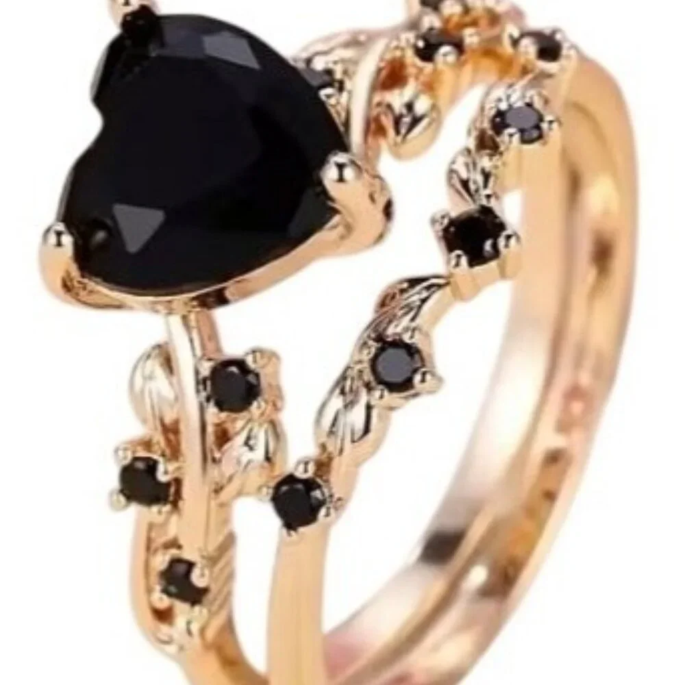 Heart Shaped Natural Onyx 2 piece Timeless rose gold Engagement Bridal Ring Set